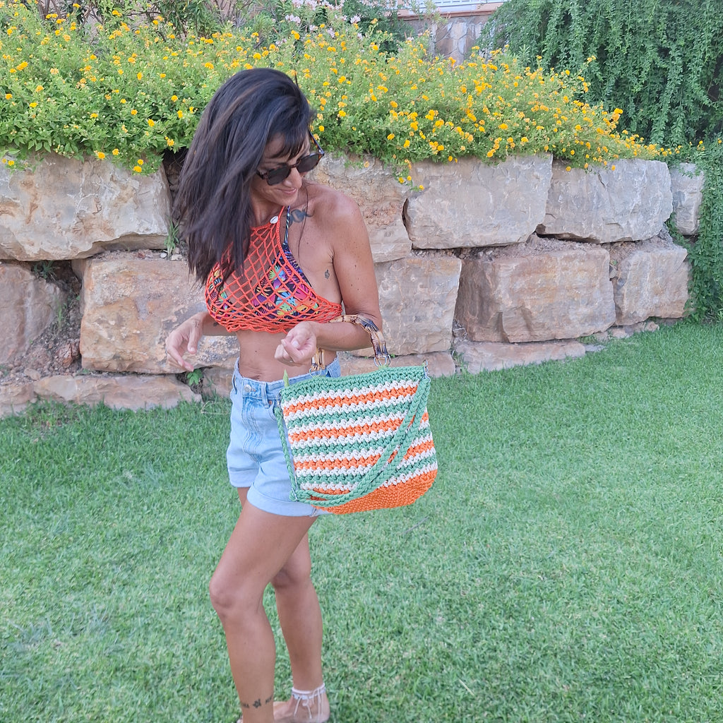 Bolso Boho Tejido con Asa de Madera