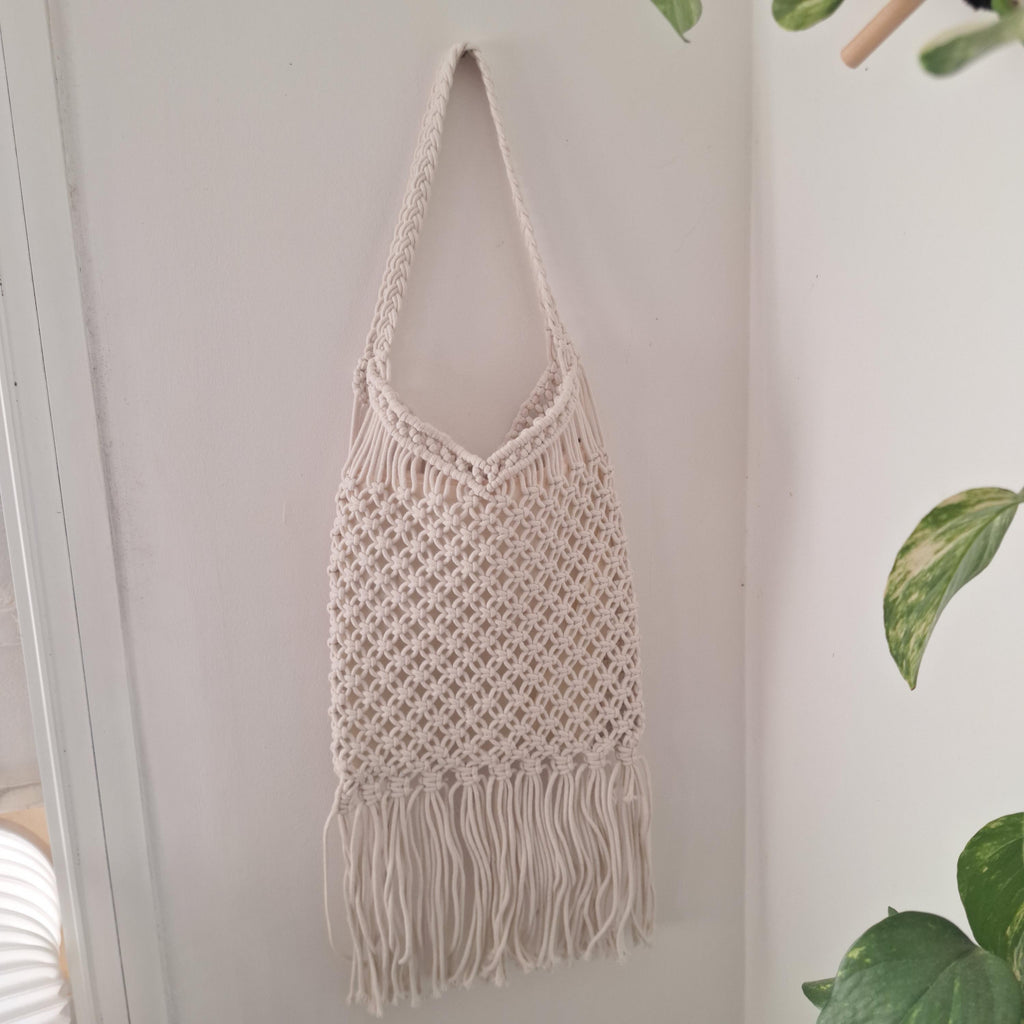Bolso con flecos