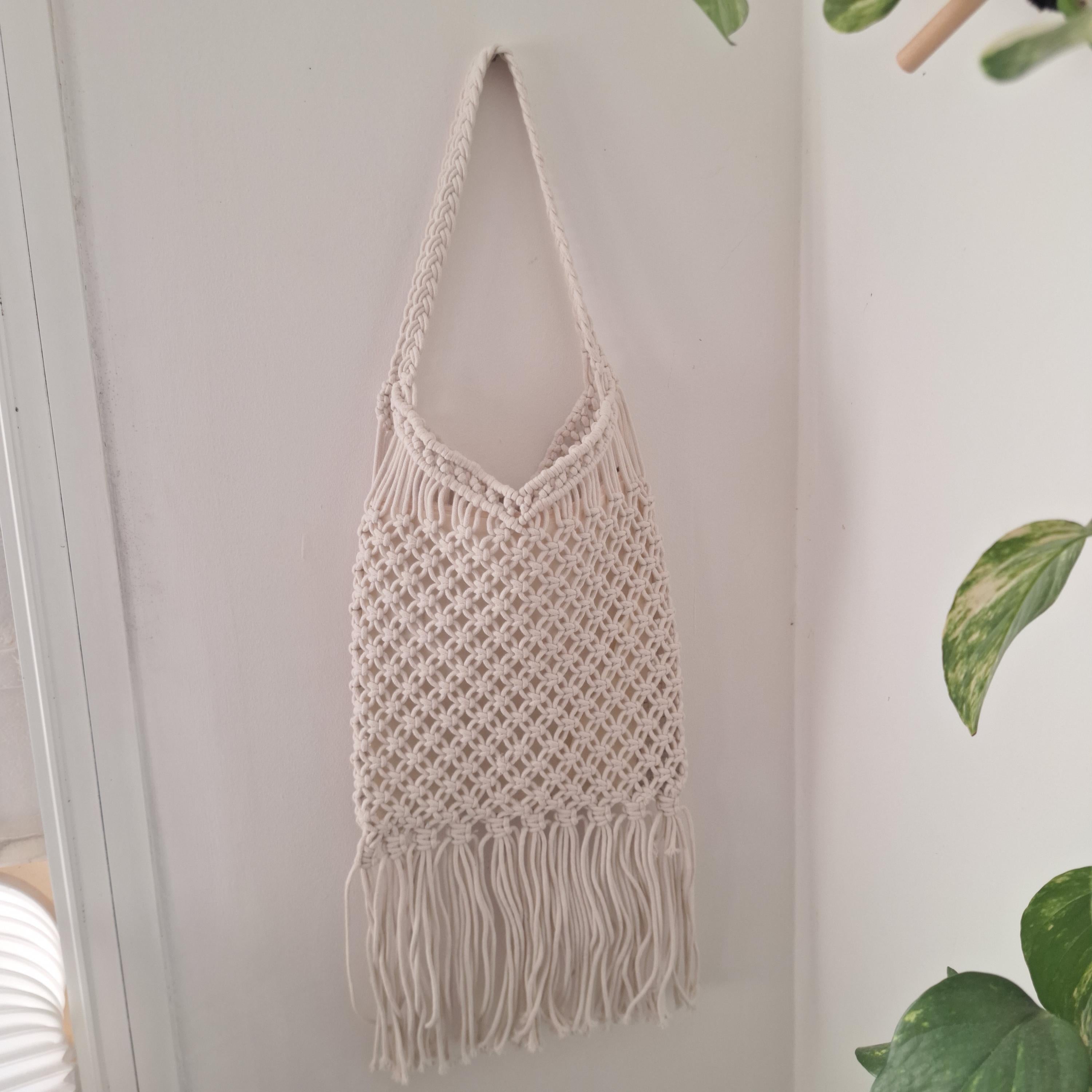 Bolso con flecos