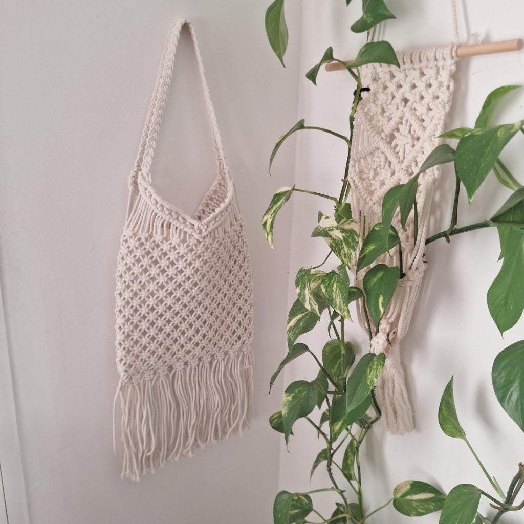 Bolso de Macramé con Flecos Boho