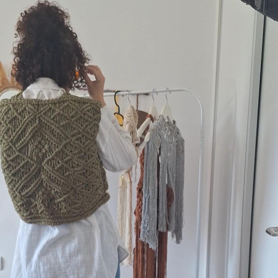 Chaleco Boho Vintage de Macramé