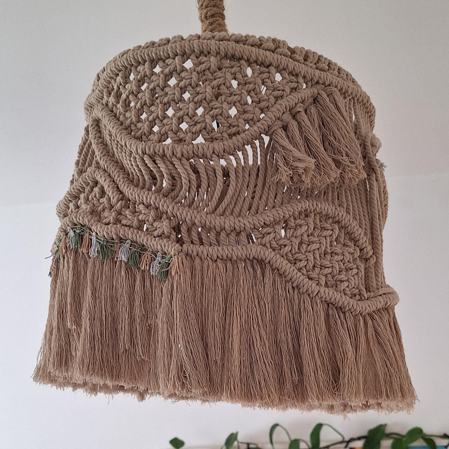 Pendant ceiling light