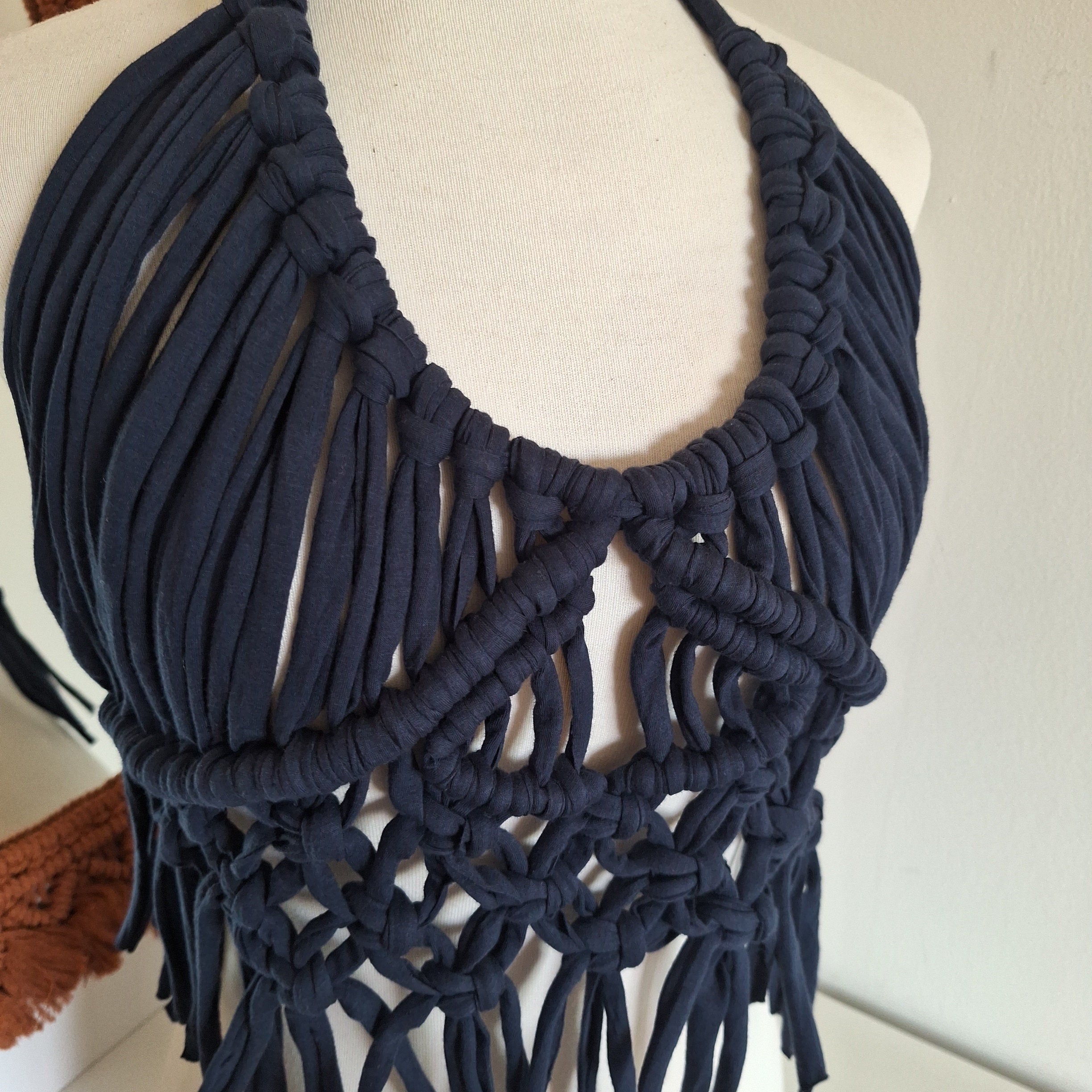 Halter con flecos