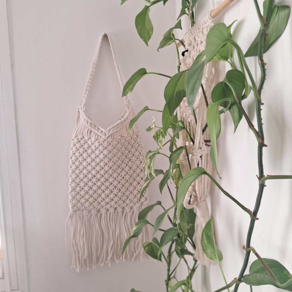 Bolso de Macramé con Flecos Boho